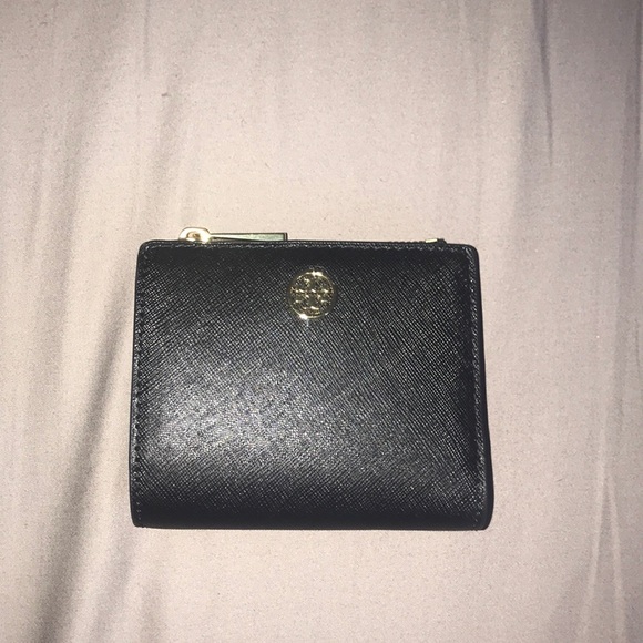 Tory Burch Robinson Mini Wallet - Picture 1 of 4